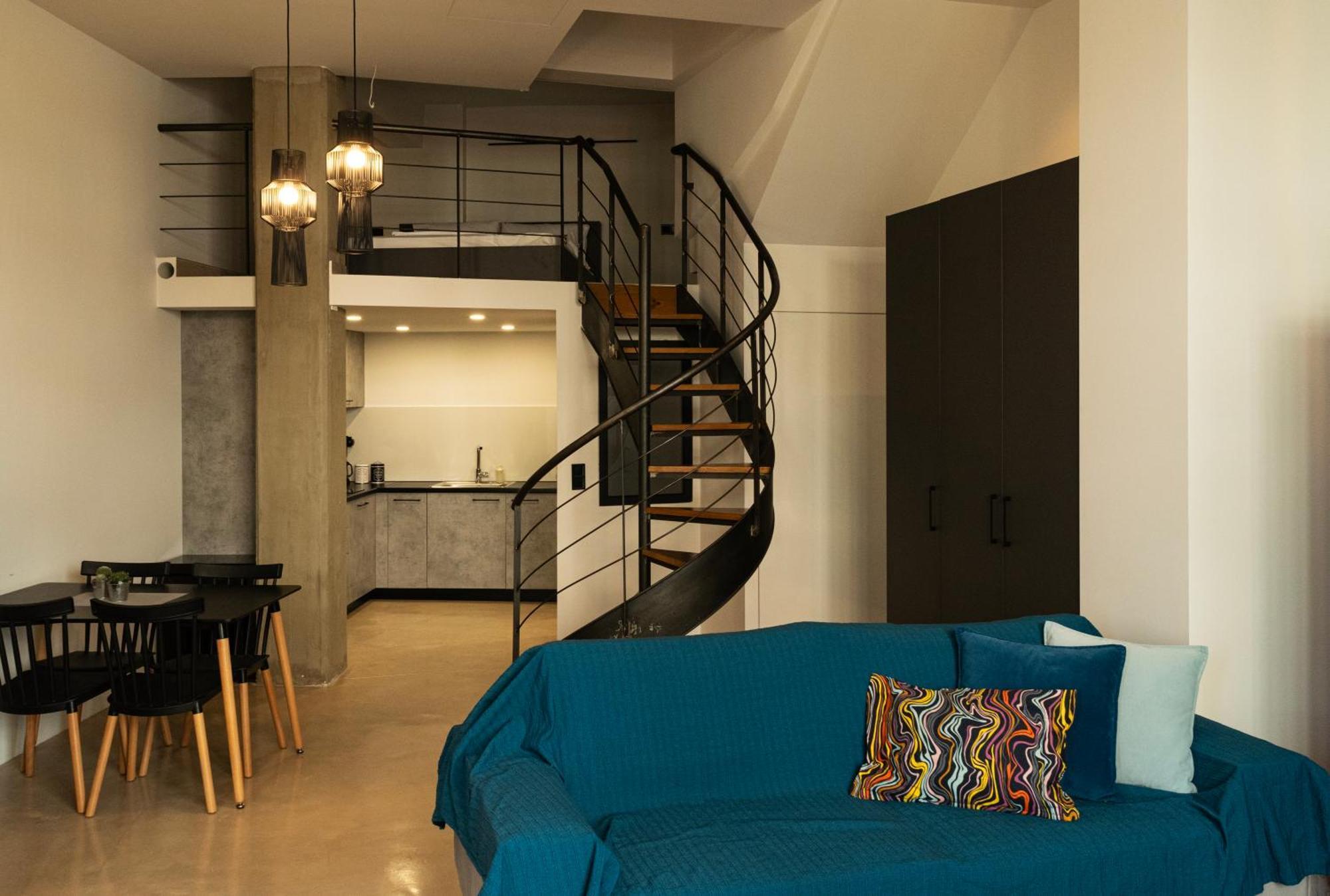 Mini Loft Apartment Kalamata Exterior photo